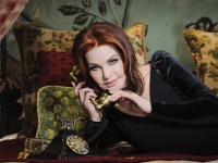 Priscilla Presley